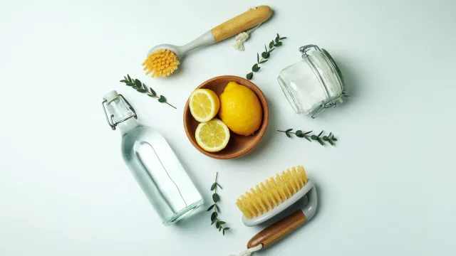 10-maneiras-de-usar-limao-para-limpar-a-casa-de-forma-natural