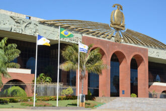 governo-do-tocantins-paga-auxilio-alimentacao-com-reajuste-de-67%-aos-servidores-estaduais-neste-sabado,-25-
-–-secom-to