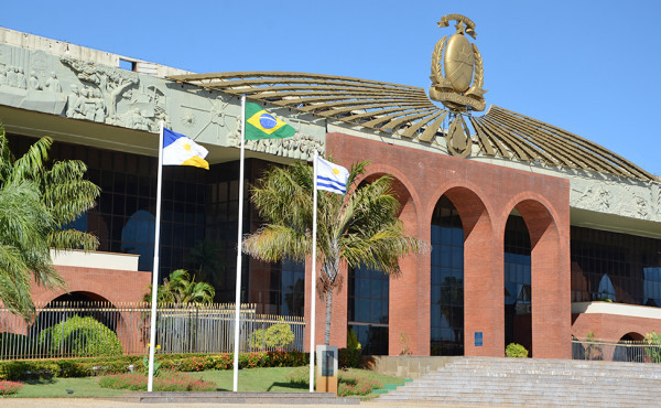 governo-do-tocantins-paga-auxilio-alimentacao-com-reajuste-de-67%-aos-servidores-estaduais-neste-sabado,-25-
-–-secom-to