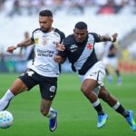 mesmo-com-um-a-mais,-vasco-perde-para-o-corinthians-e-segue-sem-vencer-fora-de-casa-no-brasileirao