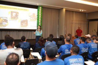 abril-verde:-detran/to-conscientiza-condutores-sobre-acidentes-no-trabalho-com-foco-em-sinistros-de-transito-–-detran-to