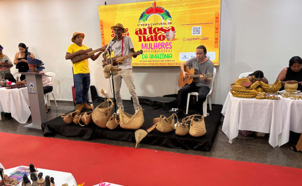 governo-do-tocantins-fortalece-povos-originarios-e-tradicionais-na-2a-feira-de-artesanato-mulheres-empreendedoras-da-amazonia-–-secom-to