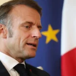 macron-alfineta-rei-charles:-‘eua-falariam-frances?-seria-chique!’