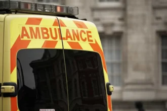 policia-do-reino-unido-indicia-homem-que-esfaqueou-dois-judeus-em-londres