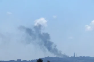 pelo-menos-5-mortos-e-11-feridos-em-novos-ataques-israelenses-no-libano