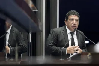magno-malta-registra-boletim-de-ocorrencia-contra-tecnica-de-enfermagem-apos-acusacao