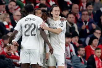 real-madrid:-rudiger-da-tapa-em-carreras;-mbappe-vira-alvo-de-criticas