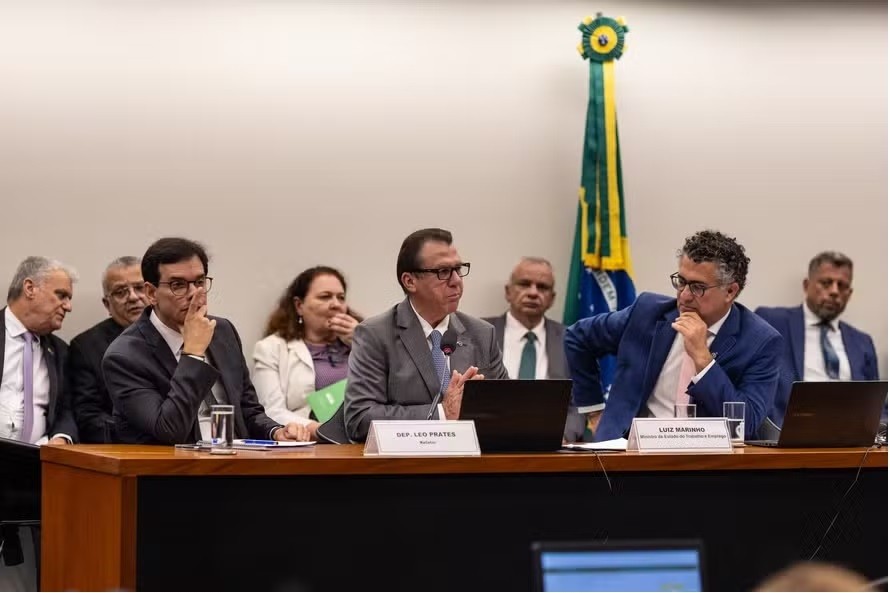 fim-da-escala-6×1:-relator-da-proposta-ainda-avalia-se-folgas-serao-obrigatoriamente-consecutivas