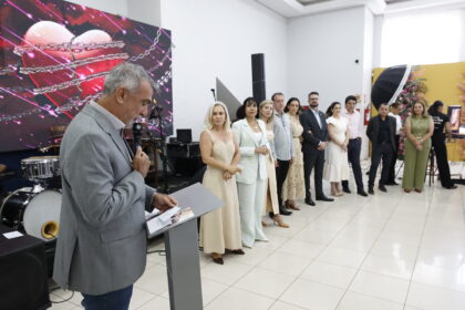 liderada-por-geneci-almeida,-acao-solidaria-de-servidores-da-aleto-marca-celebracao-do-dia-das-maes