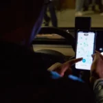 motorista-de-aplicativo-e-agredido-no-aeroporto-de-guarulhos,-e-taxis-sao-vandalizados-apos-confusao