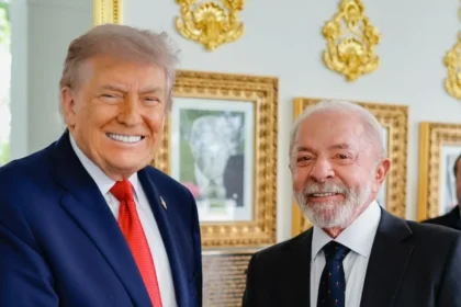 trump-exalta-boa-relacao-com-lula:-‘discutimos-tudo’
