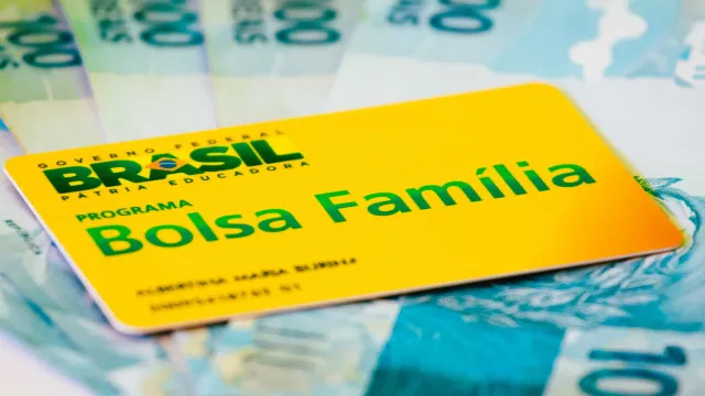 bolsa-familia-de-r$-900-reais?-veja-quem-tem-direito-de-receber-em-2026