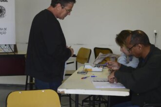 eleitor-pode-se-inscrever-como-mesario-voluntario-nas-eleicoes-de-2026