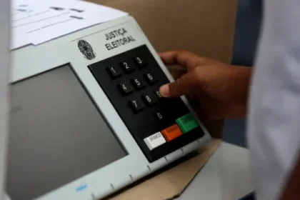 tse-faz-novos-testes-de-seguranca-na-urna-eletronica
