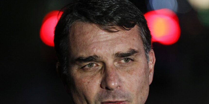 deputados-pedem-cpi-do-master-e-apuracao-de-elo-entre-flavio-e-vorcaro