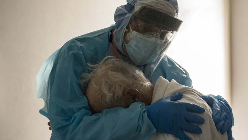 pandemia-de-covid-causou-22,1-milhoes-de-mortes,-o-triplo-do-registrado-inicialmente,-diz-oms