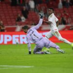 ‘o-adversario-entrou-para-a-guerra,-nos,-para-desfilar’,-desabafa-renato-gaucho-apos-goleada-do-internacional-sobre-o-vasco