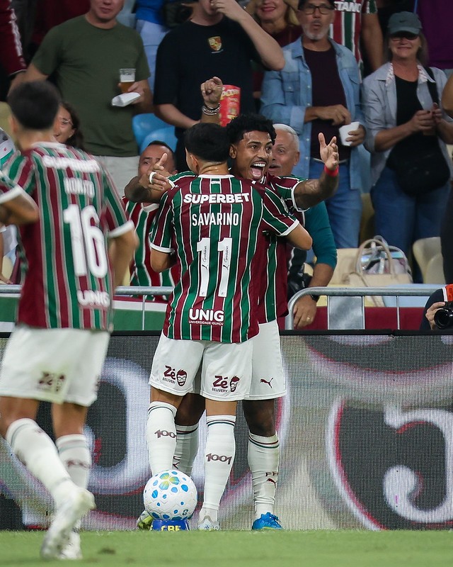 diante-de-hulk,-fluminense-vence-sao-paulo-e-se-mantem-na-briga-pelo-topo-da-tabela-do-brasileiro