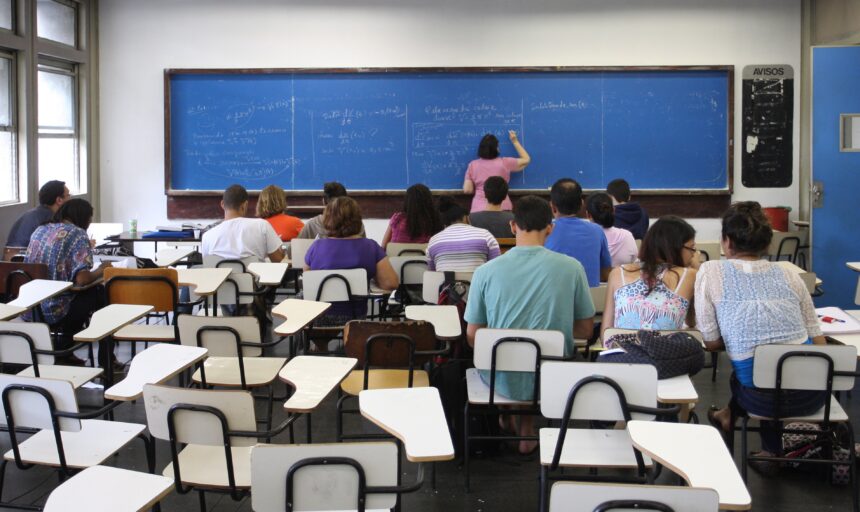 moraes-vota-favoravelmente-em-julgamento-no-stf-sobre-piso-nacional-dos-professores