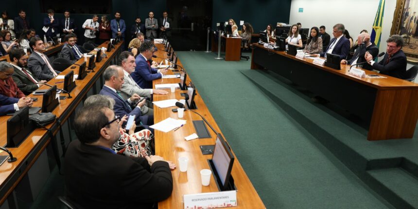 ccj-volta-a-discutir-reducao-da-maioridade-penal-nesta-terca-feira