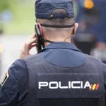 homem-mata-ex-mulher-na-rua-na-espanha;-testemunhas-acorrentam-suspeito
