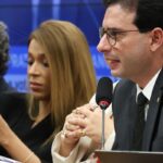 relatorio-de-pec-preve-fim-da-escala-6×1-60-dias-apos-promulgacao