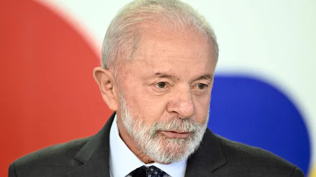 lula:-petrobras-nao-tem-que-pensar-so-na-petrobras,-‘tem-que-pensar-no-brasil’
