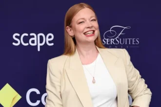 atriz-de-‘succession’,-sarah-snook-estrelara-minisserie-de-‘os-passaros’,-classico-de-hitchcock