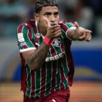 fluminense-abre-placar-com-john-kennedy,-mas-gol-de-falta-decreta-empate-diante-do-cruzeiro