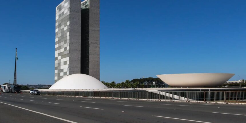 saiba-como-sera-a-tramitacao-da-pec-do-fim-da-escala-6×1-no-senado