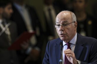 argumentos-dos-eua-para-impor-tarifas-“nao-sao-legitimos”,-diz-vieira
