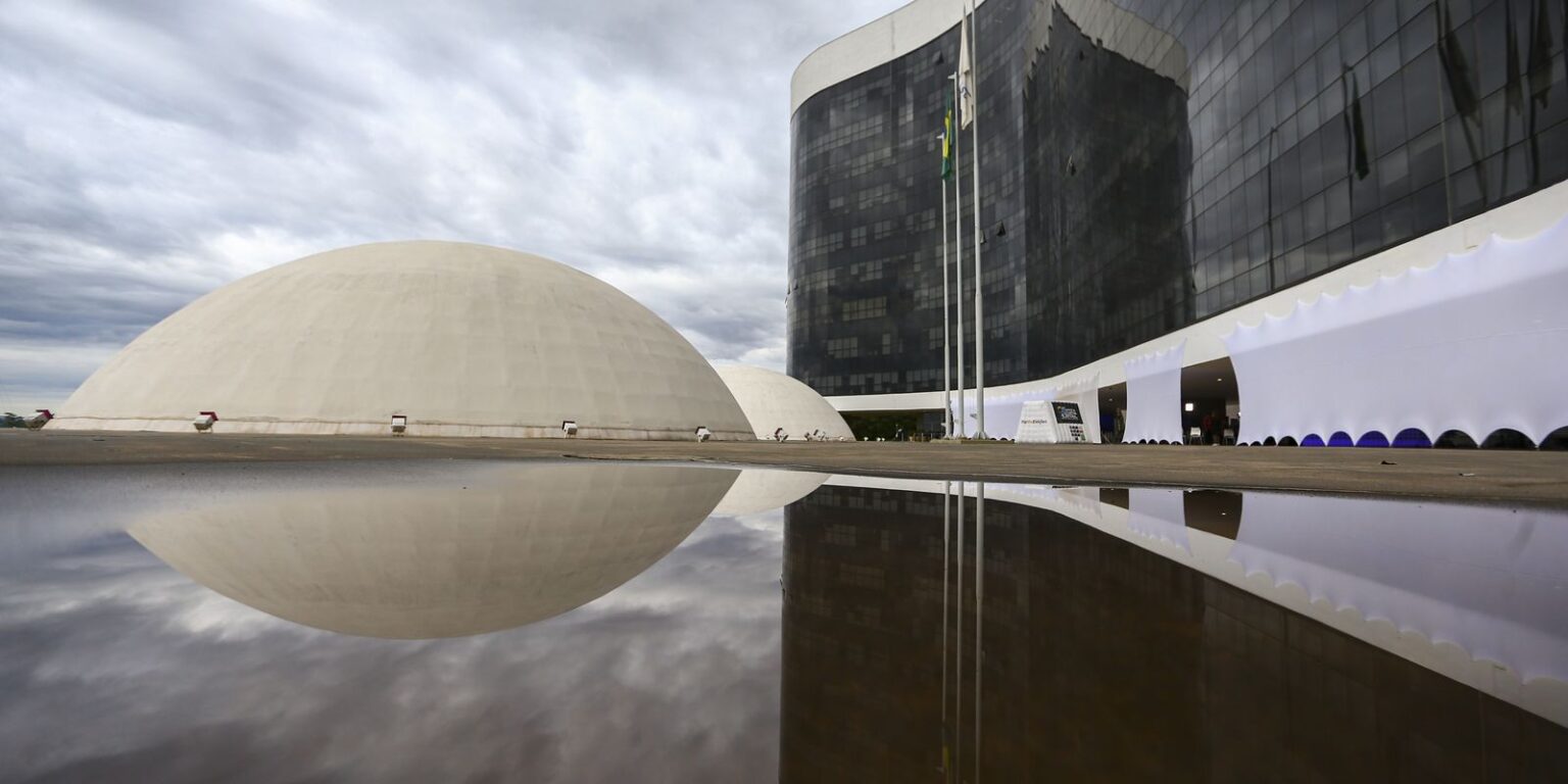 tse-divulga-divisao-de-fundo-partidario-nas-eleicoes-de-2026