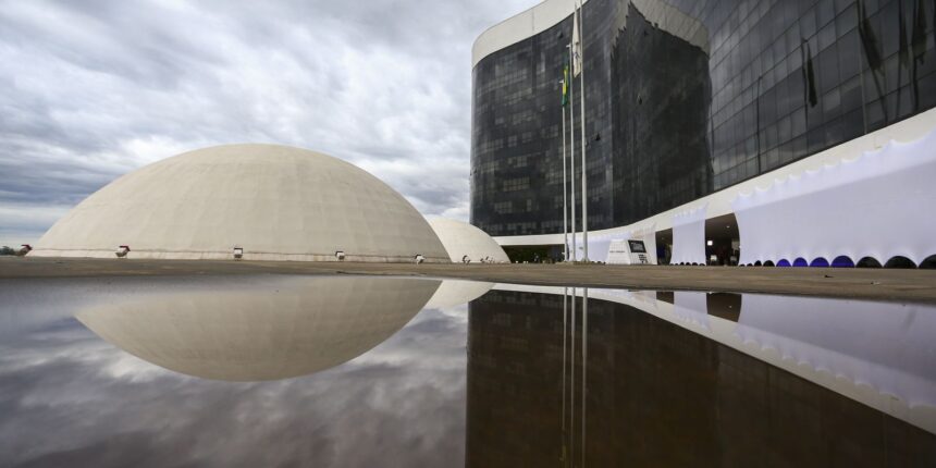 tse-divulga-divisao-de-fundo-partidario-nas-eleicoes-de-2026