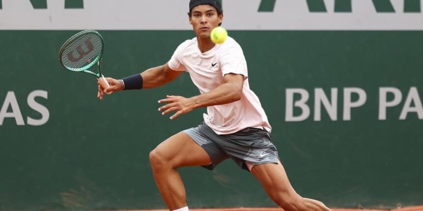 roland-garros:-luis-guto-miguel-bate-compatriota-e-vai-a-final-juvenil