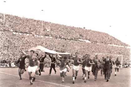 copa-de-1958:-baixe-o-poster-do-primeiro-titulo-mundial-da-selecao