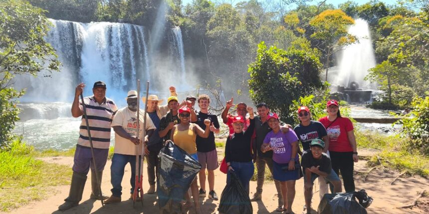 sem-terra-plantam-5-mil-mudas-na-semana-do-meio-ambiente