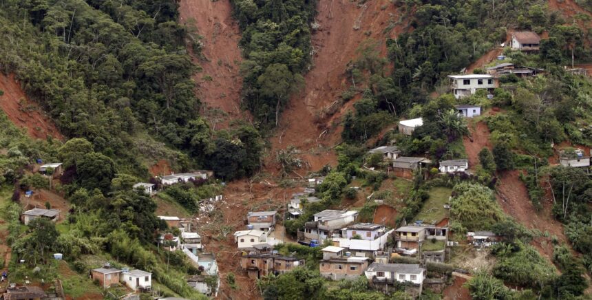 especialistas-fazem-simulacoes-sobre-o-super-el-nino,-fenomeno-que-assusta-quem-viveu-tragedia-com-900-mortos-na-serra