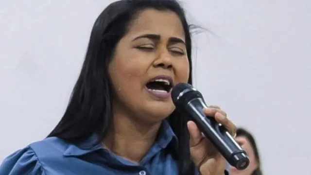 cantora-gospel-morre-aos-38-anos-apos-doenca-no-figado