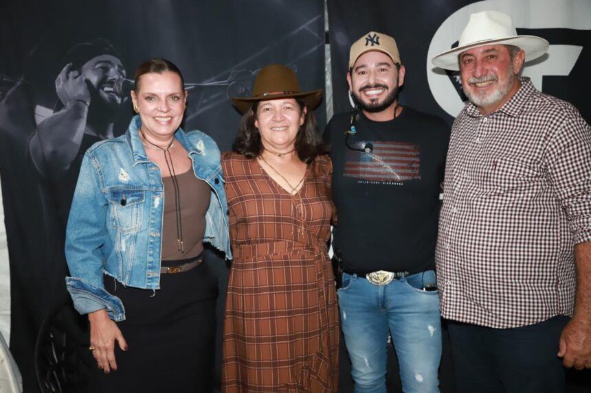 claudia-lelis-prestigia-abertura-do-rodeio-de-alianca-e-reforca-parceria-com-o-municipio