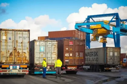 balanca-comercial-tem-superavit-de-us$-3,247-bilhoes-na-1a-semana-de-junho