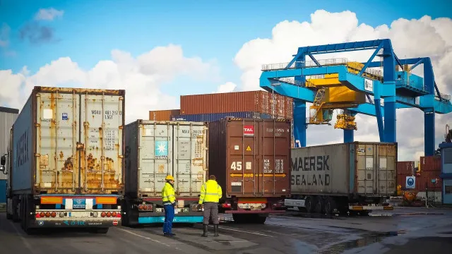 balanca-comercial-tem-superavit-de-us$-3,247-bilhoes-na-1a-semana-de-junho