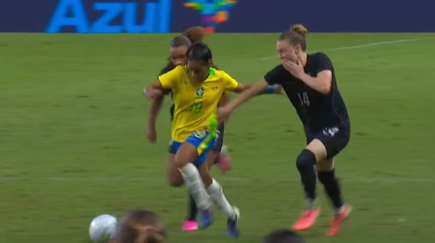brasil-perde-para-os-eua-em-amistoso-marcado-por-quatro-expulsoes-e-grande-presenca-da-torcida-na-arena-castelao