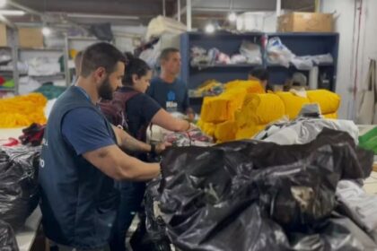 receita-federal-ja-apreendeu-quase-um-milhao-de-camisas-falsas-de-time-de-futebol-nos-ultimos-tres-meses