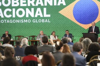 novo-programa-vai-enviar-mensagens-para-notificar-celulares-roubados