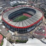 remodelado-por-reforma-de-r$-1-bilhao,-azteca-se-torna-primeiro-estadio-a-receber-tres-aberturas-de-copa-do-mundo