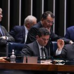 senado-aprova-uso-do-fundo-do-pre-sal-para-dividas-do-agro