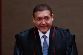 bolsonaristas-mudam-posicionamento-sobre-liberdade-de-expressao-apos-kassio-censurar-pesquisa
