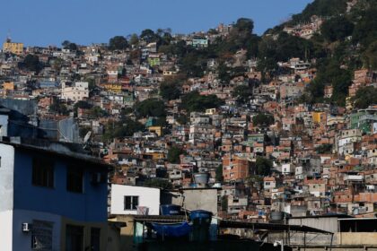 projeto-de-turismo-em-favelas-do-rio-prepara-rota-especial-para-a-copa