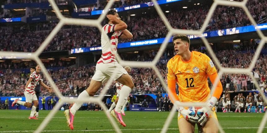 eua-estreia-na-copa-do-mundo-com-goleada-sobre-o-paraguai:-4×1