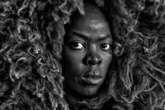 museu-de-arte-do-rio-exibe-mostra-da-sul-africana-zanele-muholi